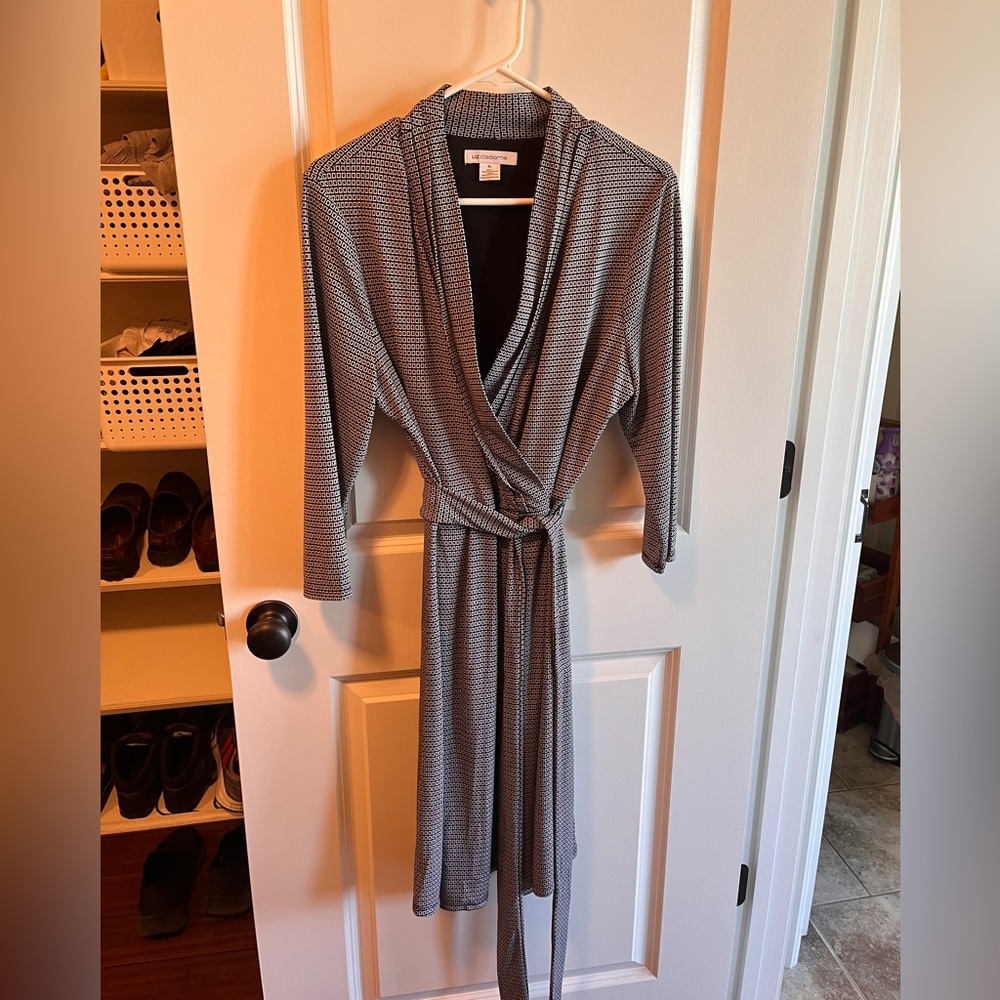 Liz Claiborne navy and white dress. Great condition.
